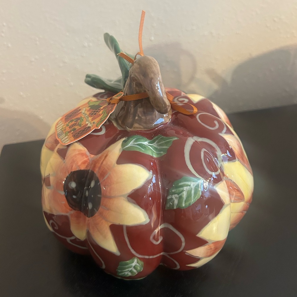 Autumn Harvest Ceramic Pumpkin with Sunflower Design